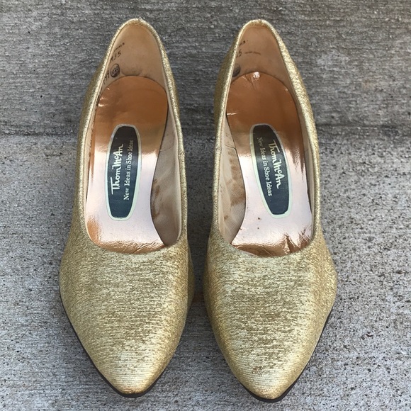 Thom McAn Vintage Kitten Heels - Picture 2 of 6